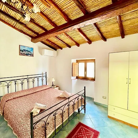 Appartamento Casa Ginepro, Authentic Sardinian Design & Sea View Oasis Posada (Sardinia)